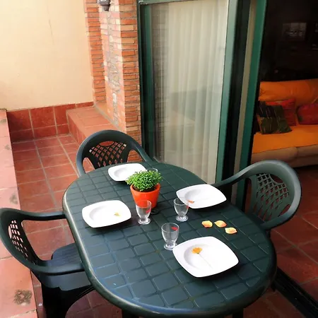 Spacious With Terrace Rosas